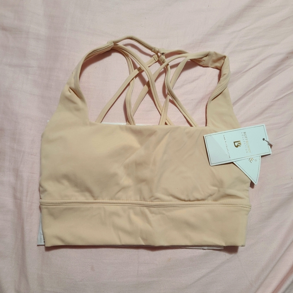 NWT Buff bunny revolution sports bra SMALL